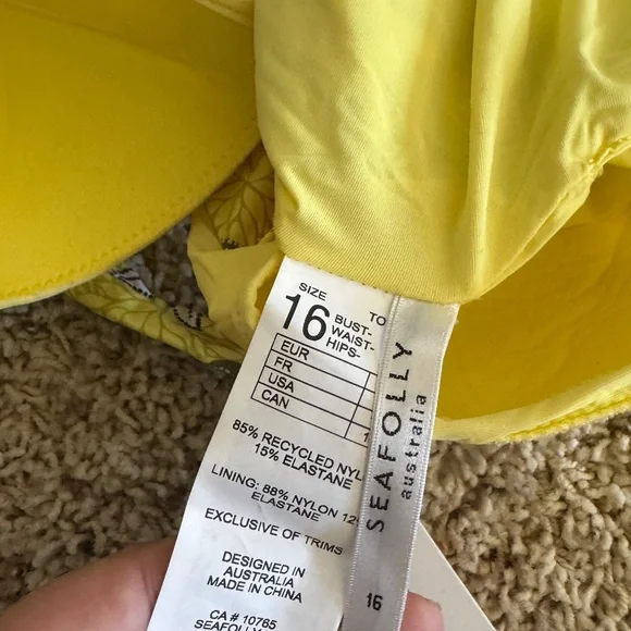 Seafolly Yellow Floral Plunge Halter NWT Size 12 - Picture 9 of 9